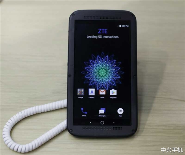 小米三星无奈首款骁龙835手机发布竟然是它