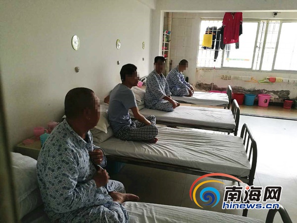 默沙东诊疗手册_医生月人均诊疗人次(3)