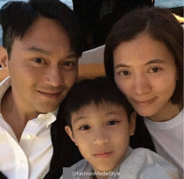 袁咏仪张智霖爱子近照曝光 浓眉大眼超帅气