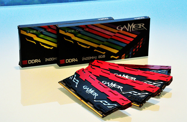 玩家灯条 影驰GAMER DDR4-2400 8GB