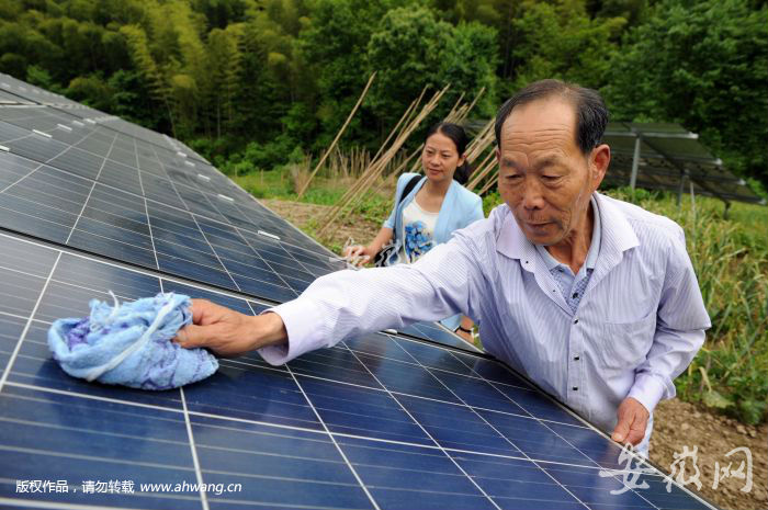 安徽去年实现97.1万贫困人口脱贫 1077个贫困