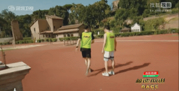 《极速前进》 | 起跑跨栏冲刺,12年后,翔飞人又回来啦!