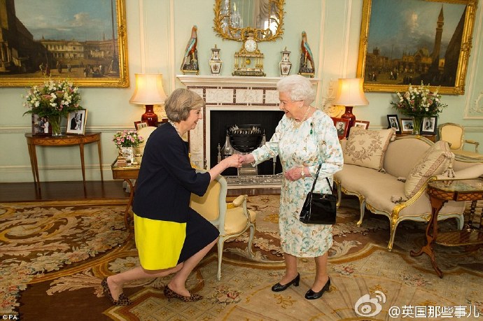 英国迎来第二位女首相 但追求性别平等的路依然漫长