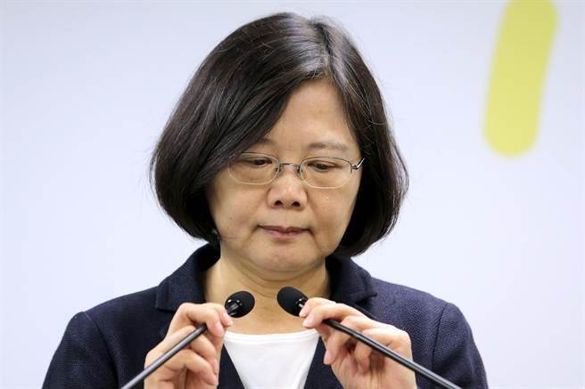 最新民调:蔡英文满意度再下滑 不满意度高达5