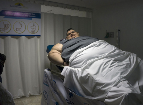 墨西哥32岁男子佛兰克重达590公斤，成为全球最胖的男性。（图片来源：法新社）