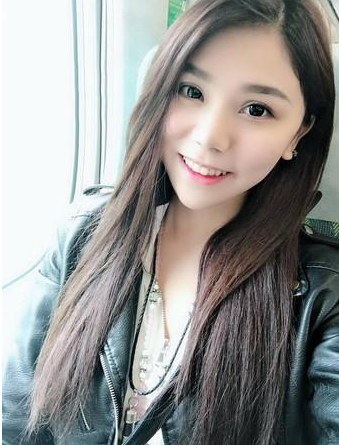 行业人物 > 正文 原来,蕾拉本身是中东混血,母亲是台湾人,父亲则是