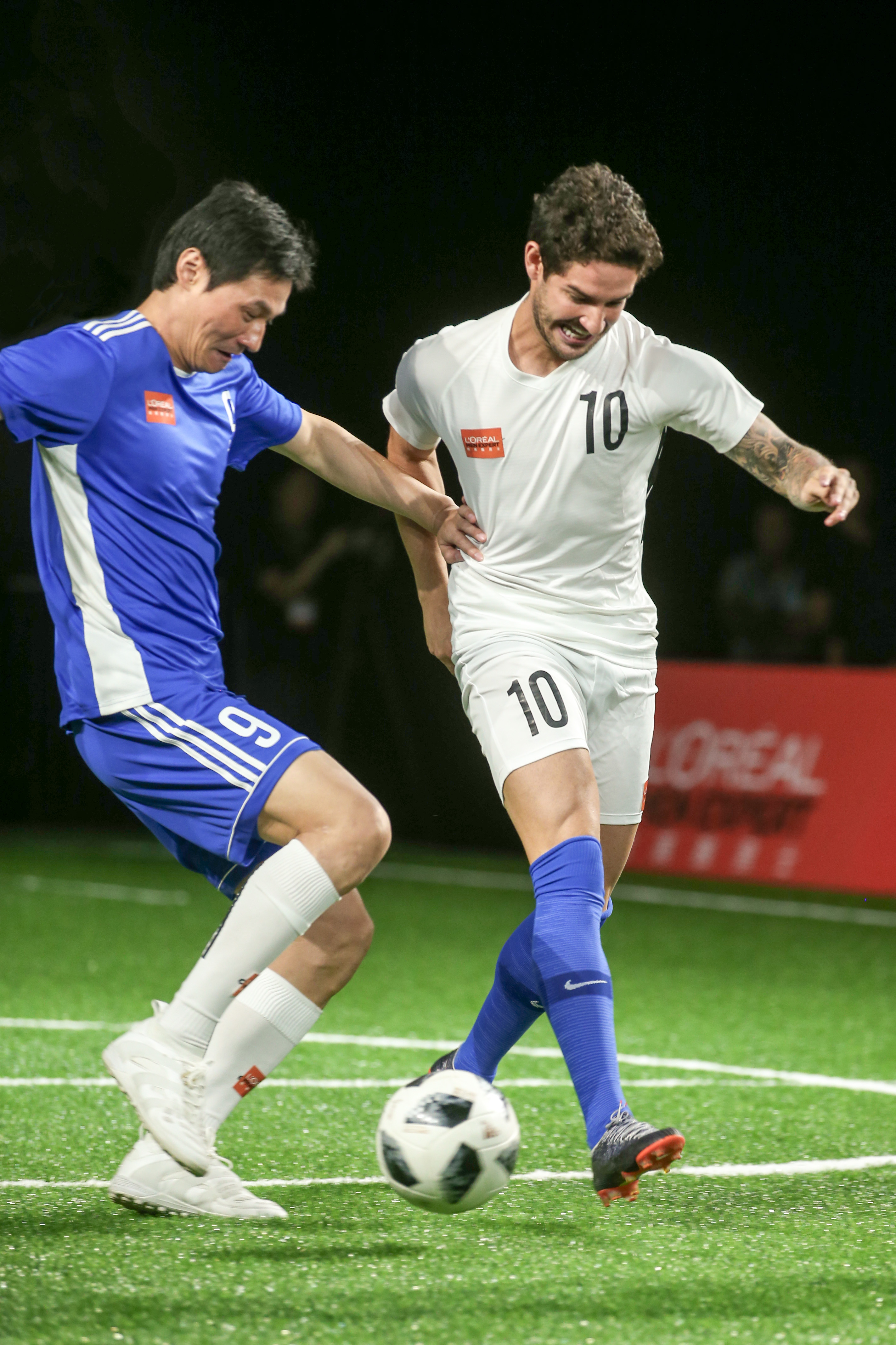 欧莱雅男士携手鹿晗燃起史上颜值最高型男足球友谊赛