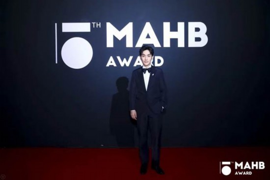 为时代风云加冕第十五届MAHB年度先生盛典礼至京城 为时代风云加冕第十五届MAHB年度先生盛典礼至京城