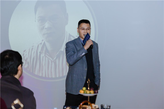 东方卫视明星设计师于是与安信地板一起,探讨AI能否代替设计师插图2