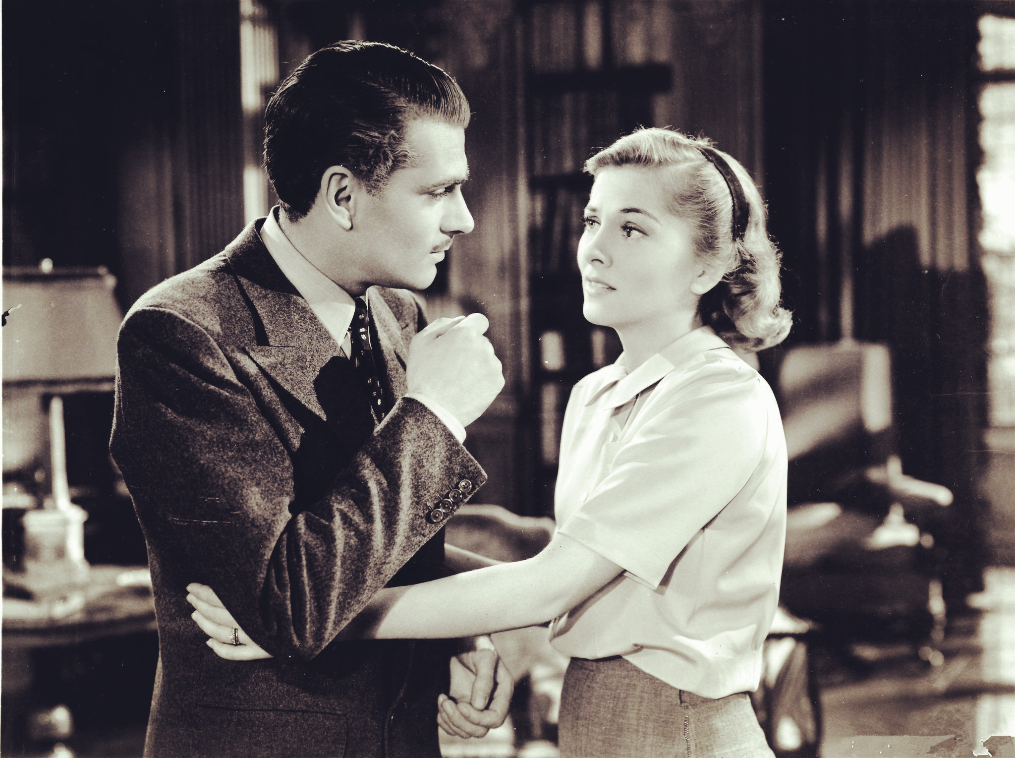 电影《蝴蝶梦》剧照