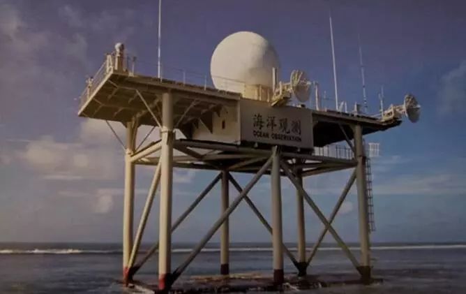 可适应各种复杂海况,并利用太阳能自持,由岸基指挥系统进行远程控制