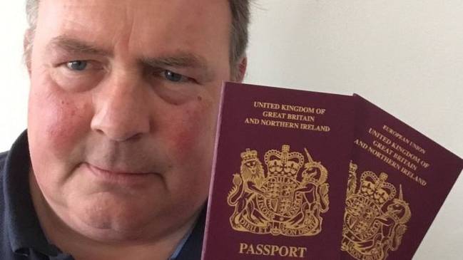 英国护照去掉欧盟 民众震惊我们脱欧了凤凰网 3901