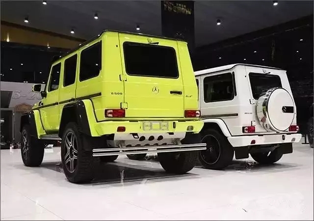 奔驰G500 4X4二次方