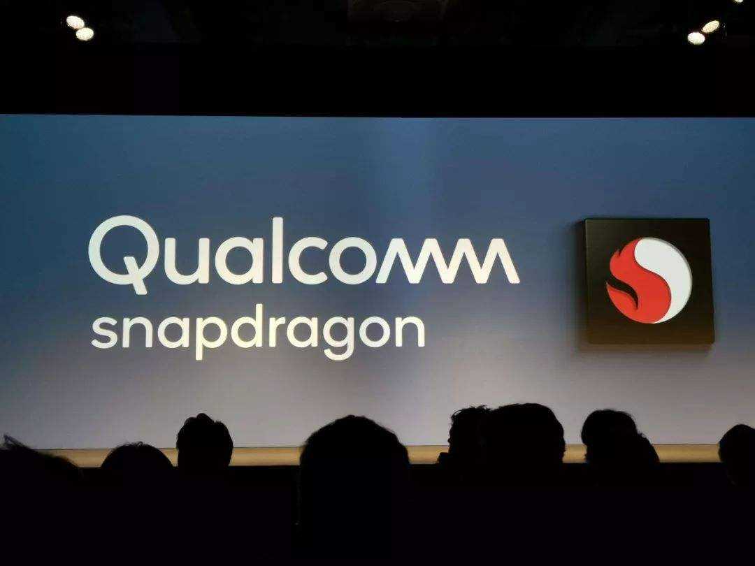 三大股指大幅上扬高通股票评级上调再涨5.79%_凤凰网