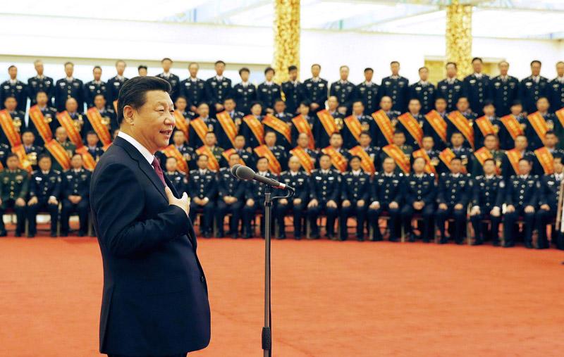 2014年10月28日，习近平在北京人民大会堂会见全国公安机关爱民模范集体代表和爱民模范。