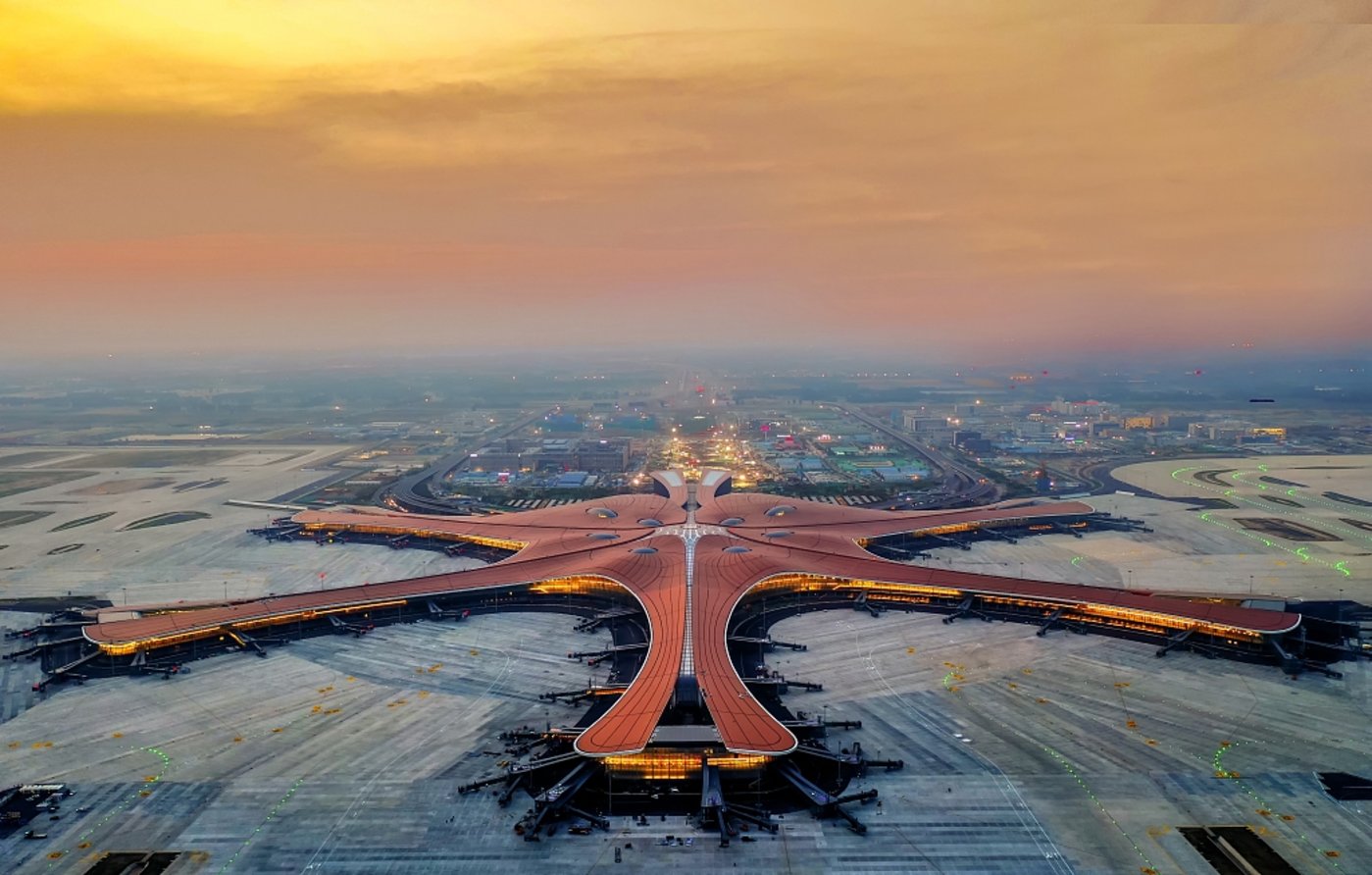 Прилет аэропорт пекин. Аэропорт Пекин Дасин. Аэропорт Шоуду Пекин. Пекин Дасин, Международный аэропорт, Китай. Международный аэропорт Пекина, терминал 3.