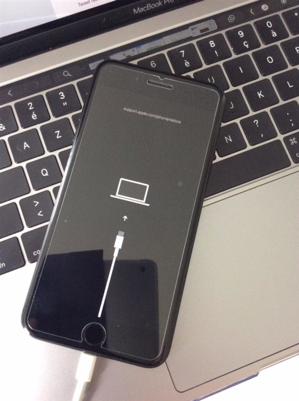 iOS13意外曝光新iPhone细节!苹果疯了?