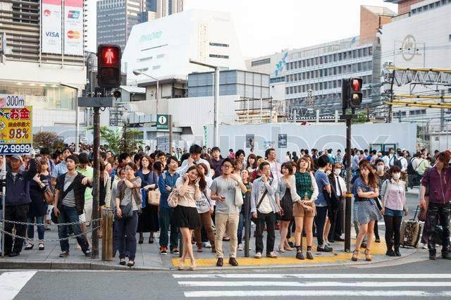 2019日本的总人口是多少_日本火山有多少座