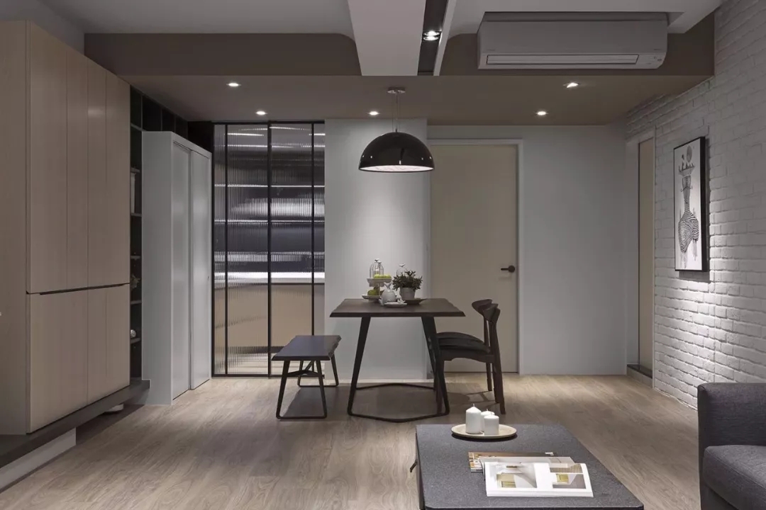 家里布局不合理？别砸墙建墙了，用隔断！