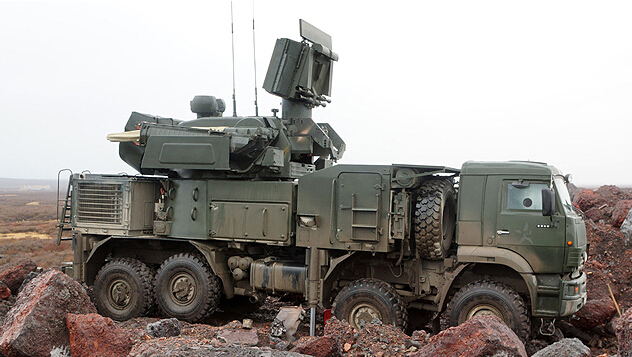 响雷摘 中国仿制铠甲s1 ,性能不如俄罗斯-f16.cd