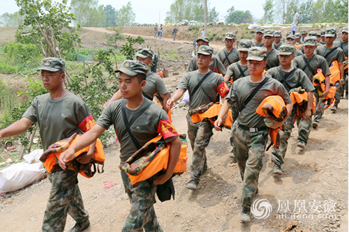 73048部队水涨堤高有我民安