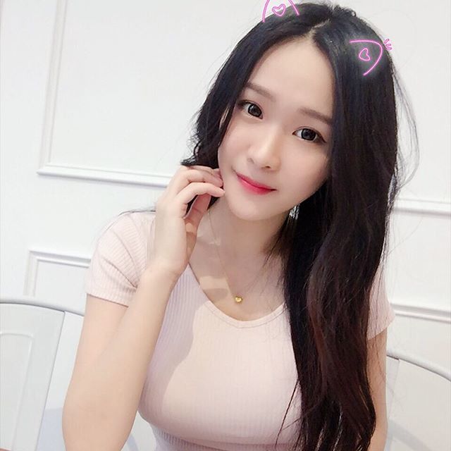 21岁正妹irene chang美照.