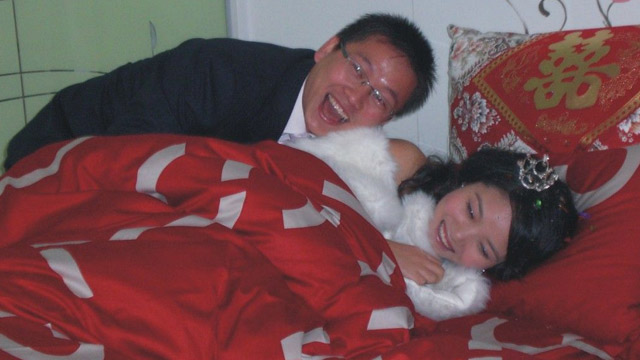 洞房花烛夜新郎一觉醒来发现新娘泪流满面