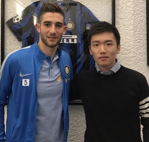 加利亚尔迪尼见面会 张康阳现身