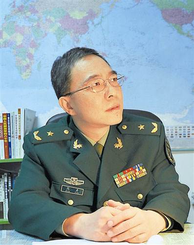 青在线记者张茜) 今天,十二届全国人大五次会议发言人傅莹在人民