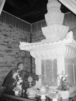 上海玉佛寺太虚大师舍利塔(图片来源:武汉佛协)