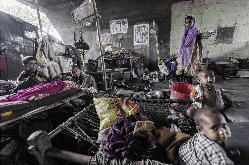 印度穷人的真实生活图片