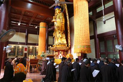 昼夜经行青莲念佛堂大回向现场(图片来源:东林寺视听部)