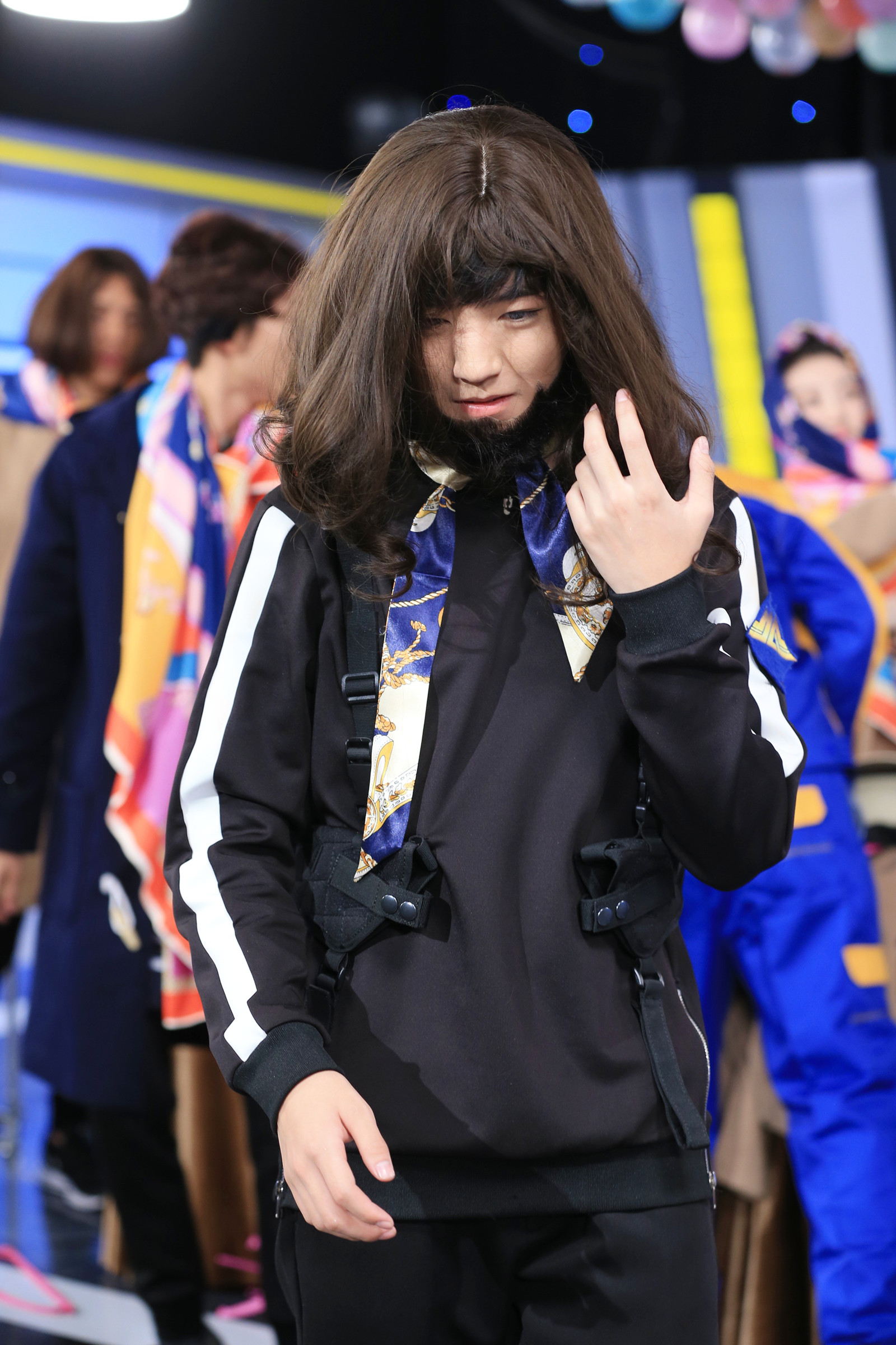 《高能少年团》迎女嘉宾 景甜王俊凯杨紫张一山组队