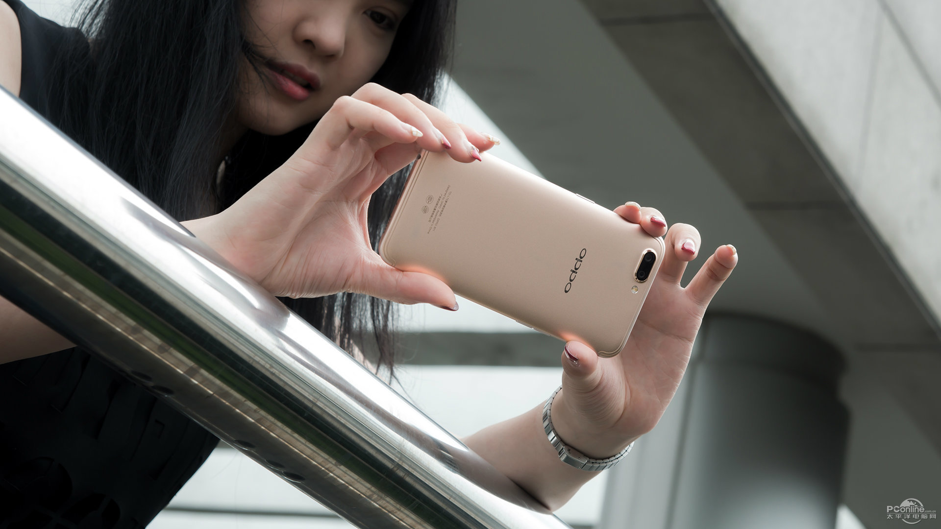oppoR11主题壁纸,oppo官方壁纸高清 oppo r11图赏:前后2000万 拍照新旗舰