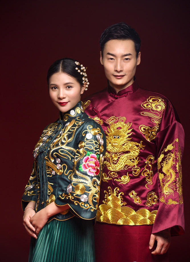 何姿美若天仙 秦凯深情献吻