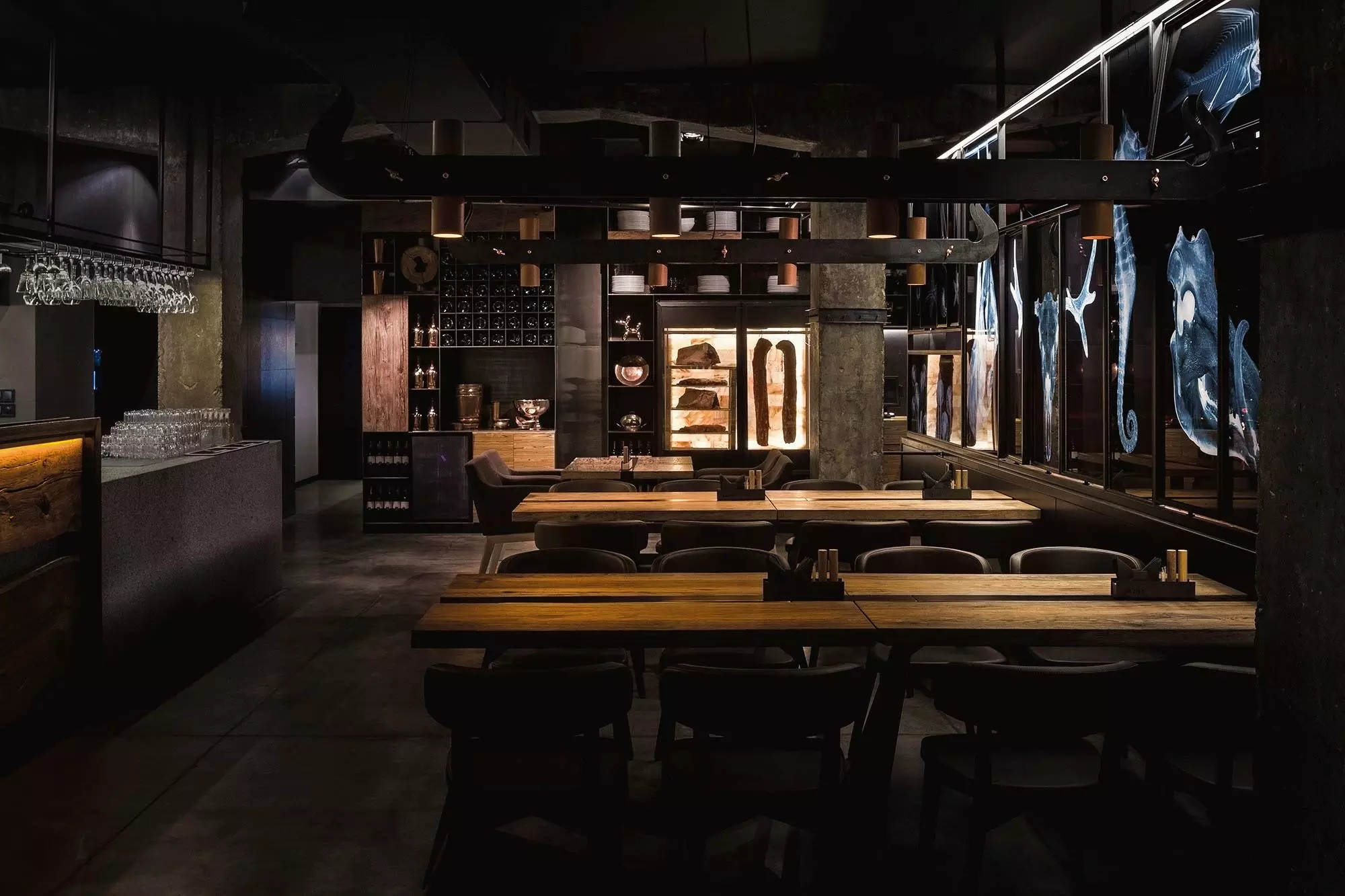 乌克兰新开的动物主题餐厅 场景犹如恐怖片!