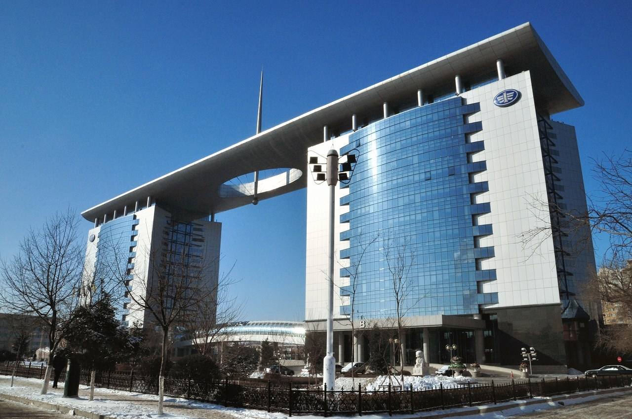 一汽大换血多部门高管易位张丕杰调任红旗