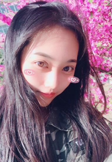 王俊奇美女老总王俊奇生活照一方冲入中超,超越已在中甲站稳脚跟,千兆