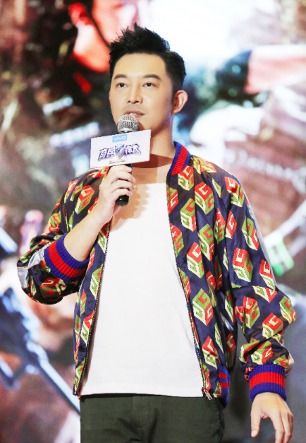 《奇兵神犬》办开播发布会 张馨予为军营生活剪短发