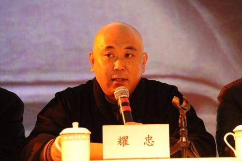 青龙古寺携手护法檀越感念佛恩腊八施粥慈悲善行