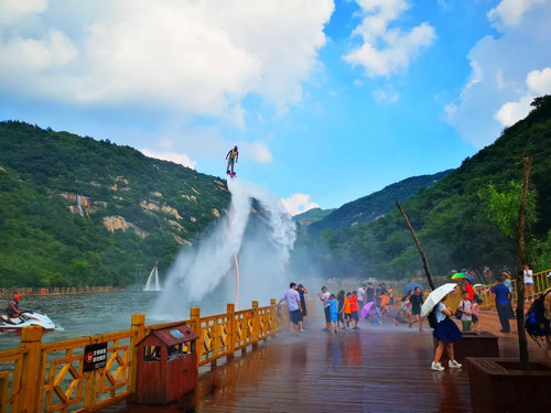 南陽七峰山生態旅遊區炎炎夏日的避暑聖地