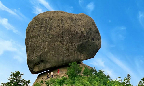 嵩县高速免费不够过瘾 "你吃住 我免票"天池山让你一省到底