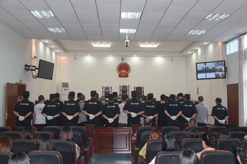武汉市汉南区法院公开宣判校园套路贷涉黑案件9人获刑