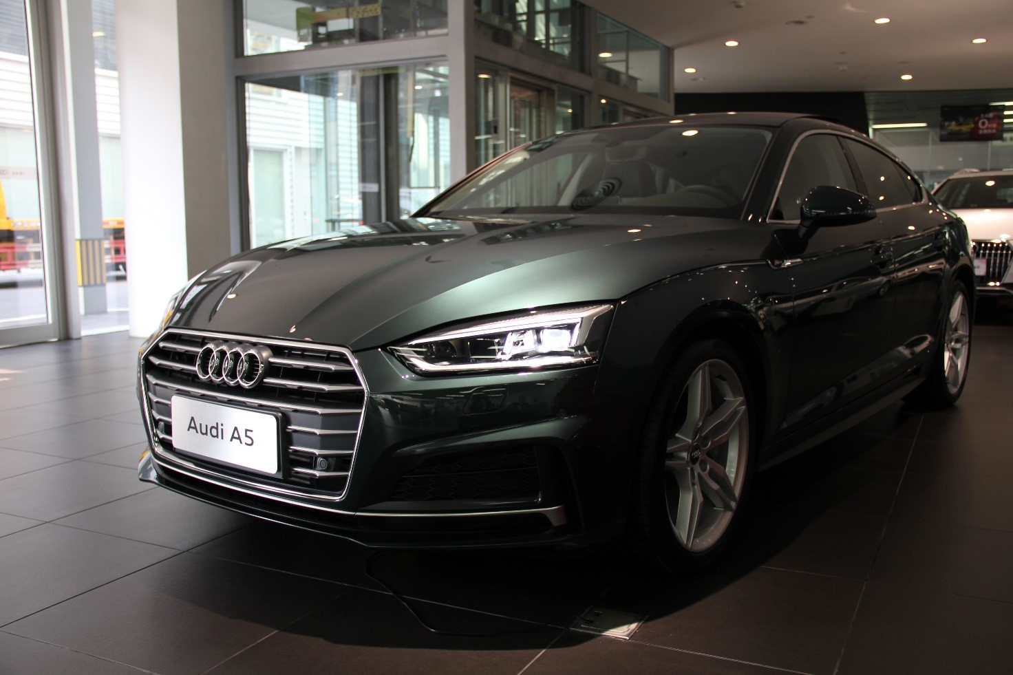 全新奥迪a5 哥特兰绿 限量发售