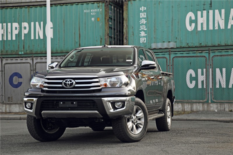 原装进口丰田皮卡 16款海拉克斯2700