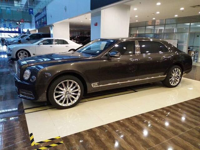 宾利慕尚加长版现车在售 顶级奢华座驾