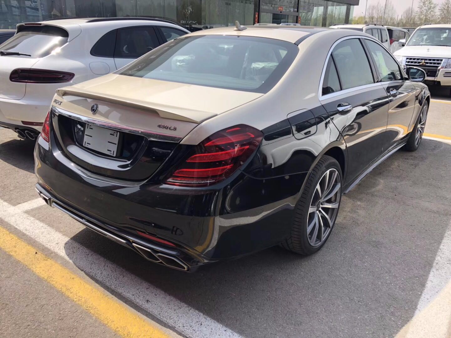 凤凰网汽车 秦皇岛 降价 正文18款奔驰s450l加长版升级版梅赛德斯