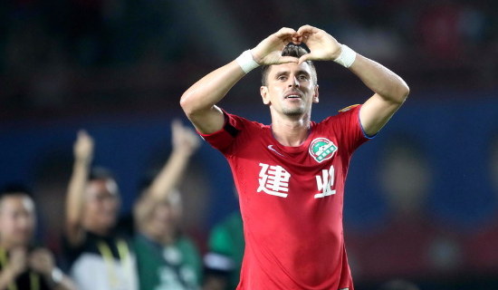 足协杯-伊沃传射特谢拉点射 建业主场2-1苏宁