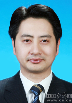郑向东任重庆南岸区委书记 王俊提名为区长候选人