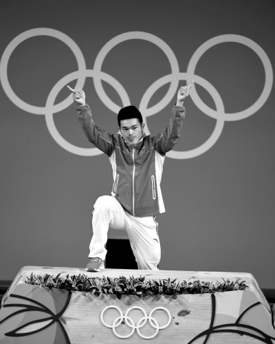 日进两金举重若轻